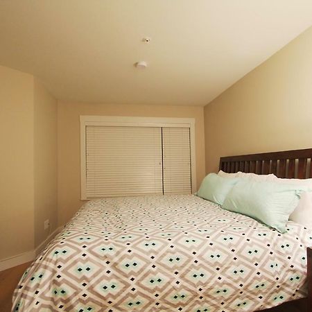 Villas Snowberry By Whistler Retreats エクステリア 写真